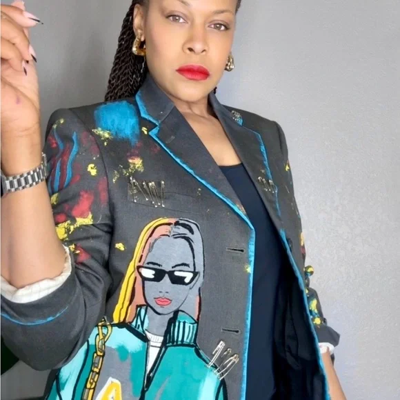 Colorful Graphic Blazer - Picture 9 of 10